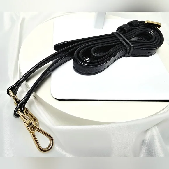 MICHAEL Michael Kors Hamilton Smooth Black Leather Crossbody Bag w/Gold Hardware - Picture 17 of 17